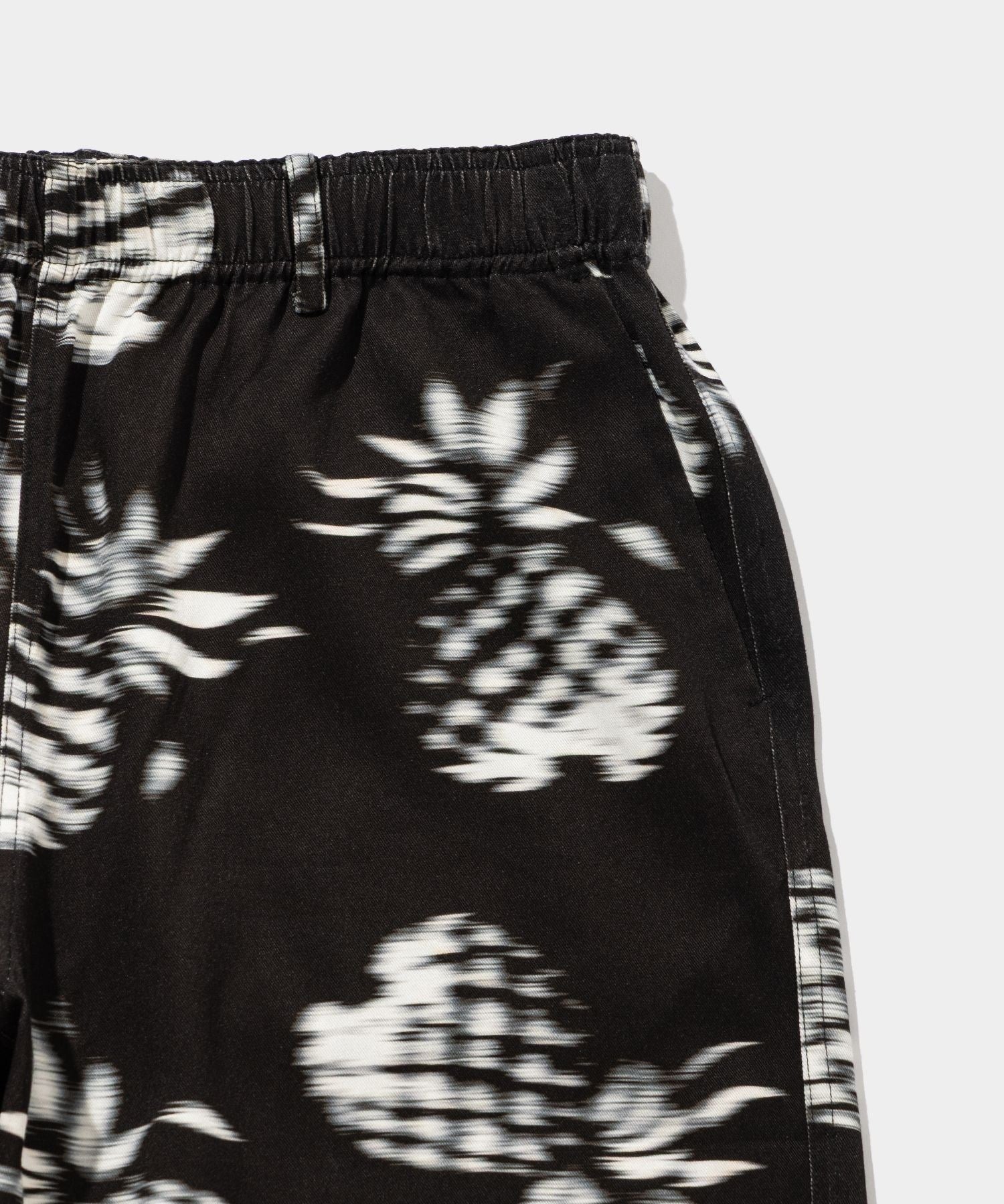 Blurred Rayon Half Pants (pineapple)