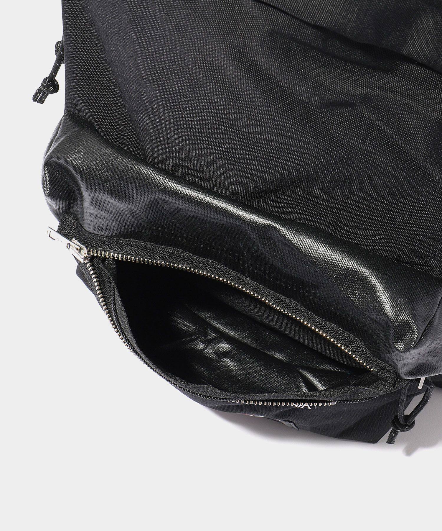 Eastpak padded pakr V.A.