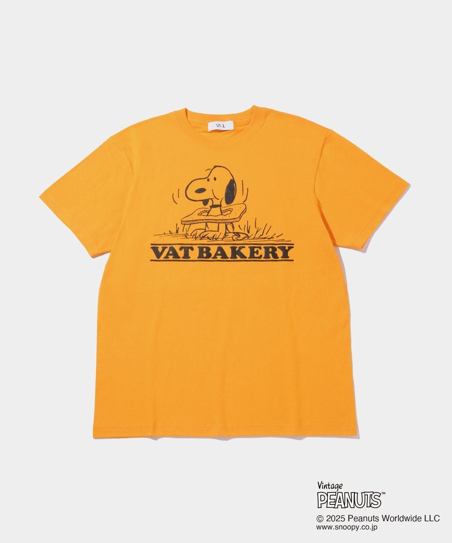 VAT BAKERY PEANUTS S/S Tee