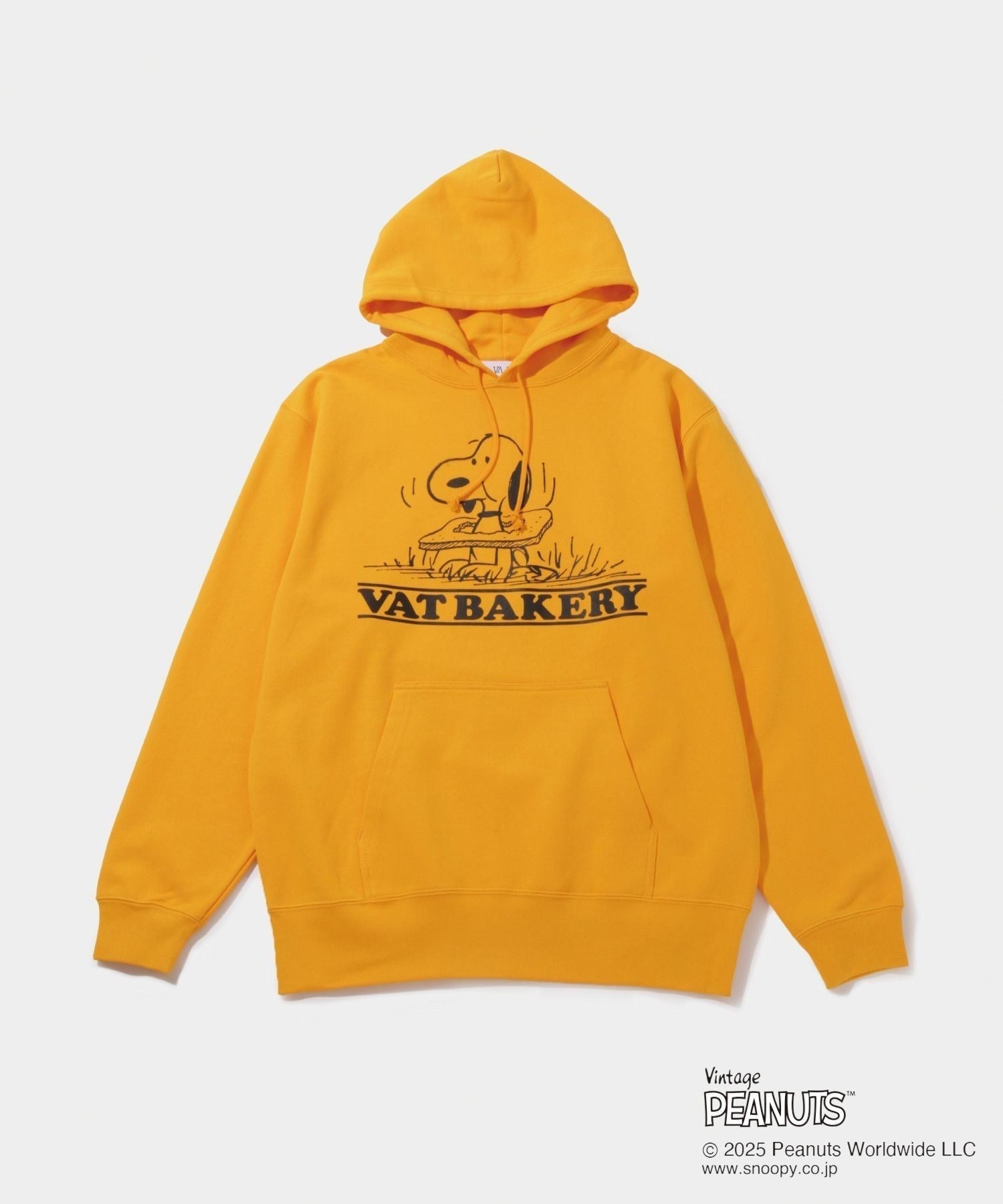 VAT BAKERY PEANUTS HOODIE
