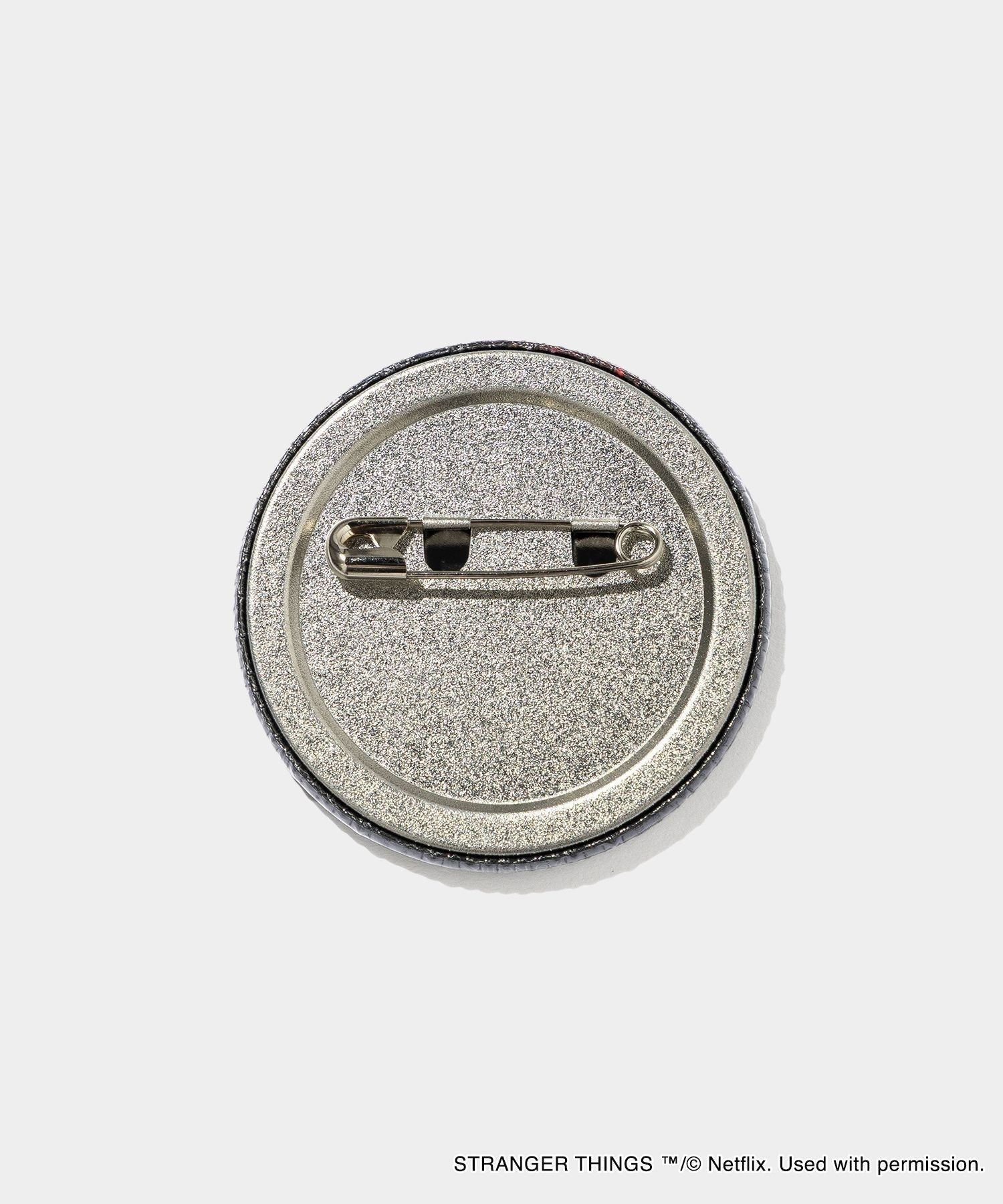 Stranger Things Can Badge 44mm