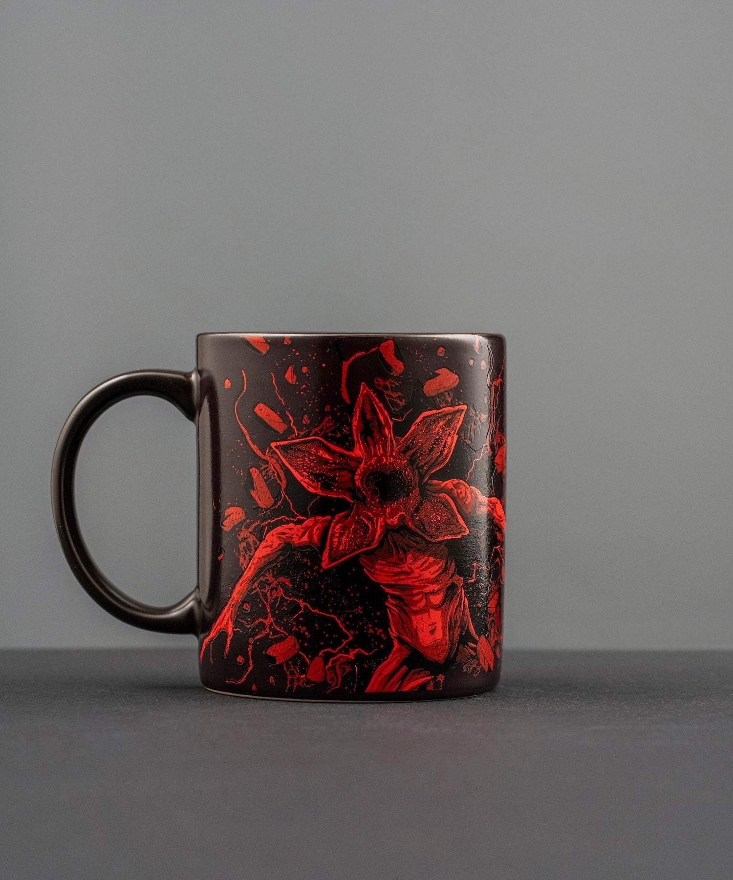 BIALETTI Mug Stranger Things