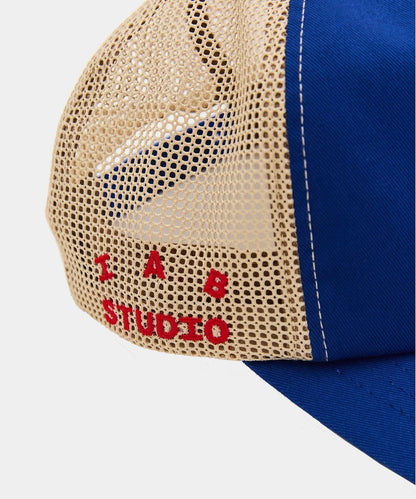 IAB STUDIO Bradley’s Big Buy Cap