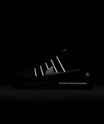 NIKE BOOK 2 FRAGMENT