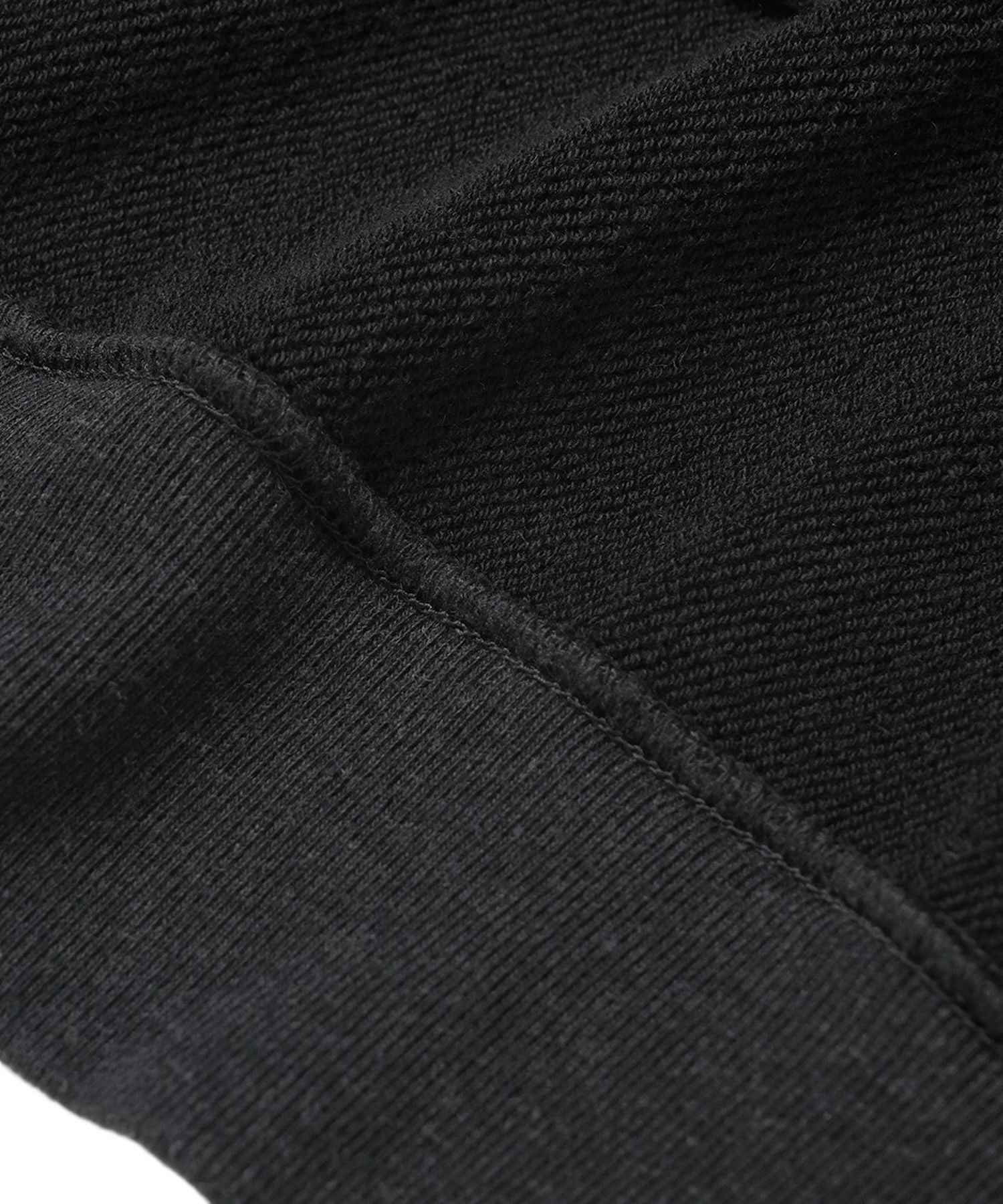 BATONER Jumberca Urake Crew Neck