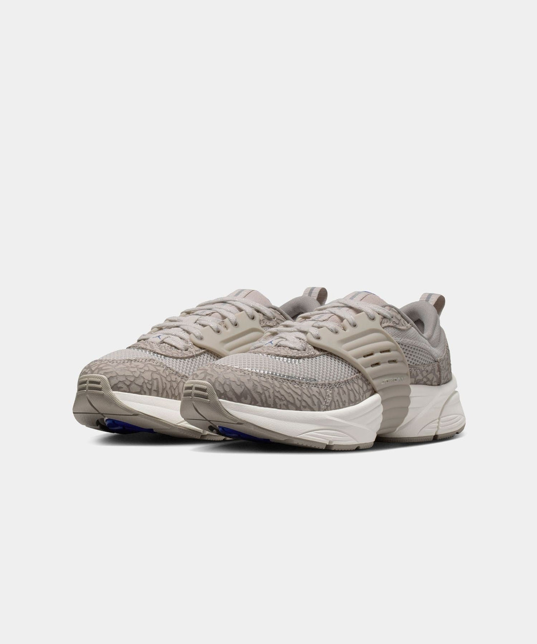 NIKE WMNS JORDAN TRUNNER O/S- V.A. ONLINE STORE