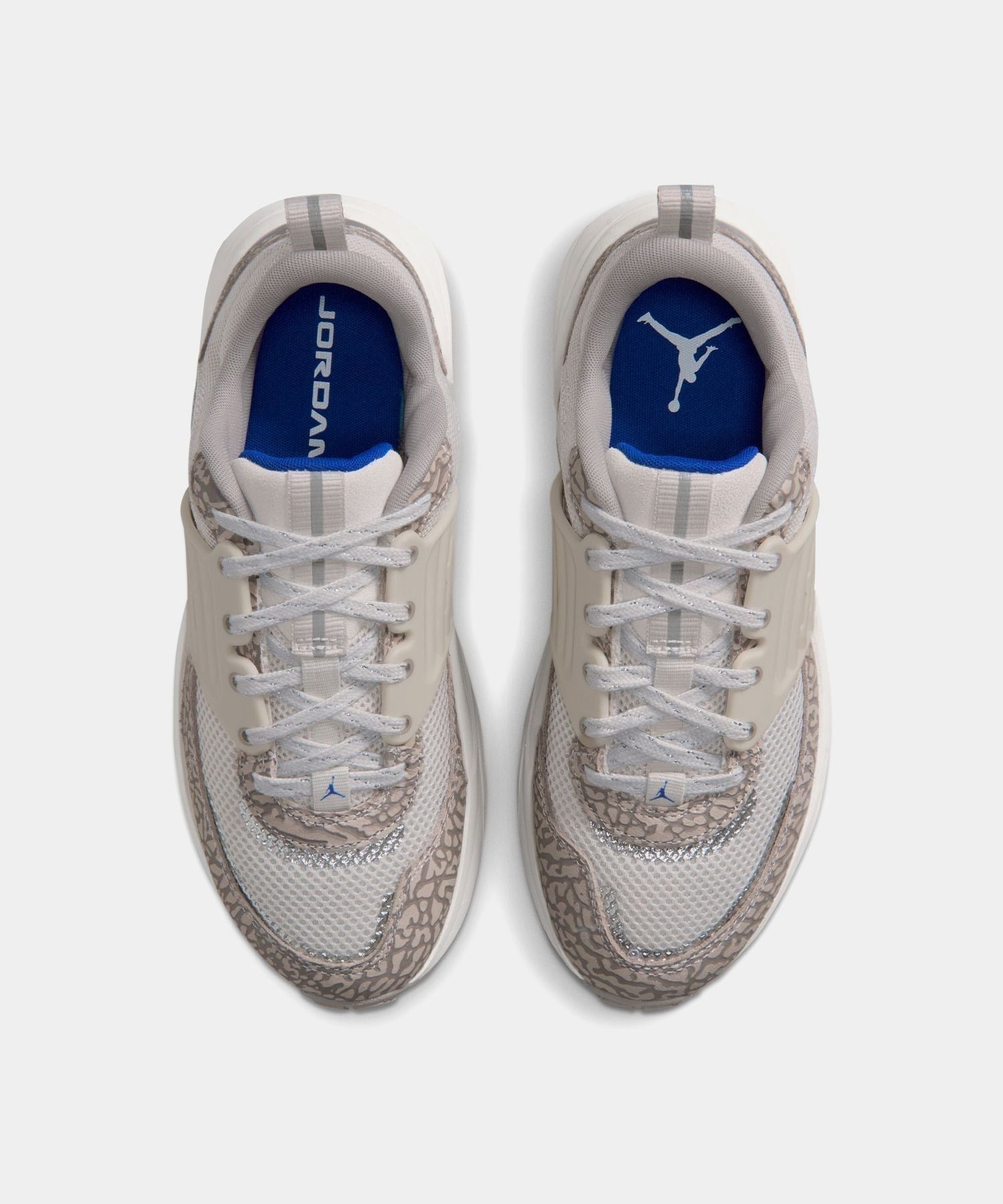 NIKE WMNS JORDAN TRUNNER O/S- V.A. ONLINE STORE