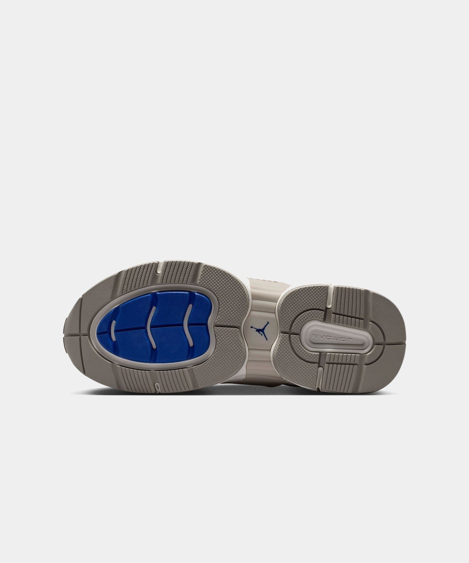 NIKE WMNS JORDAN TRUNNER O/S- V.A. ONLINE STORE