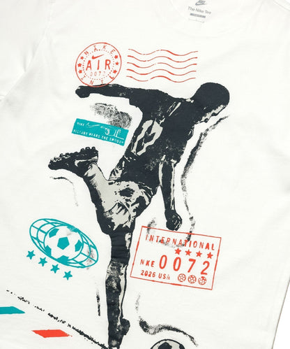 NIKE NSW LOOSE CELEB FOOTBALL TEE