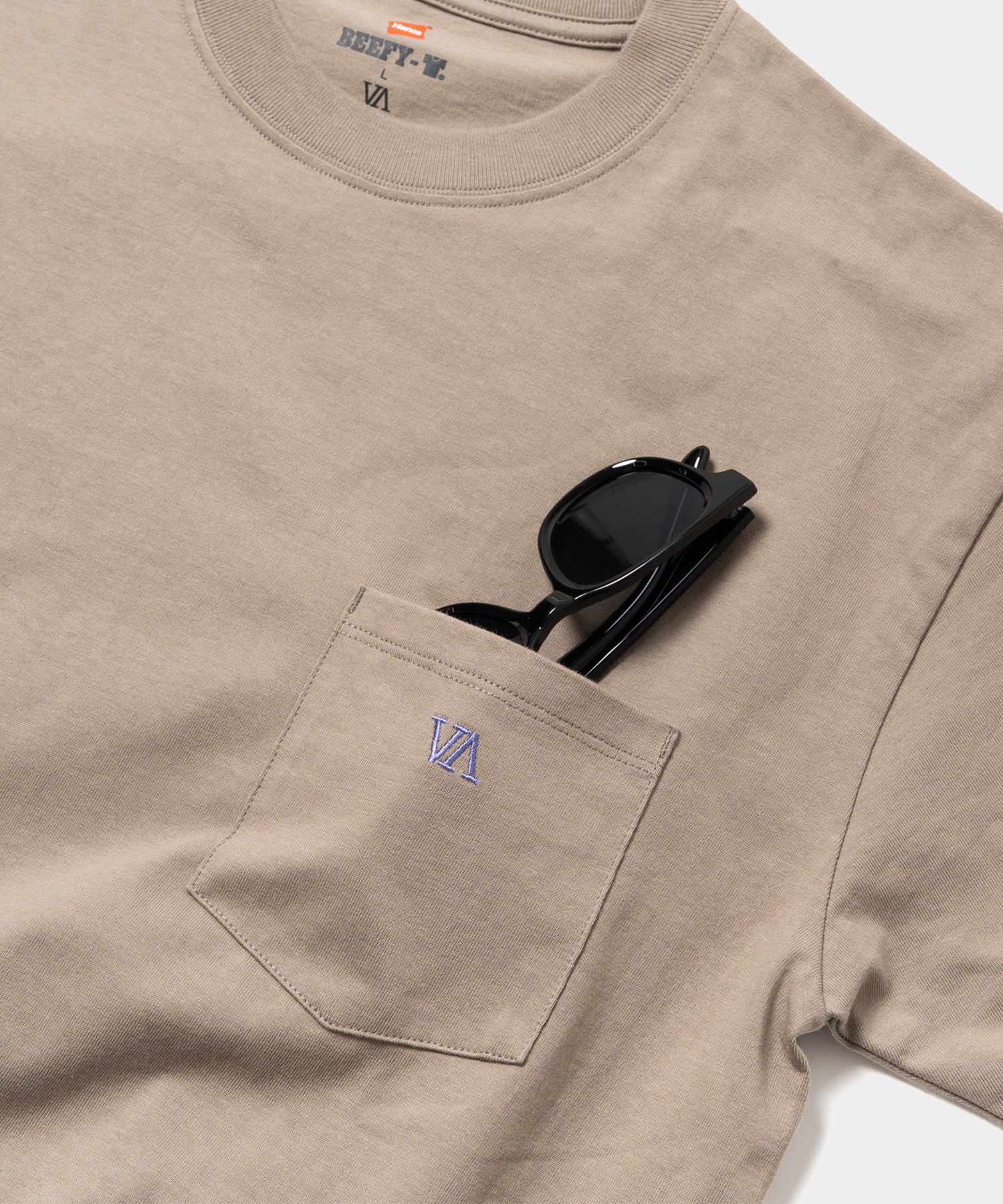 Hanes | V.A. Beefy Pocket Tee