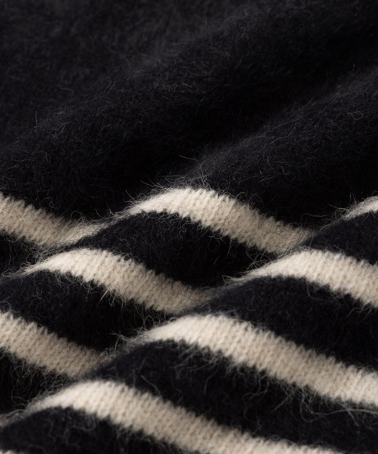 Fox Cashmere Crew Knit