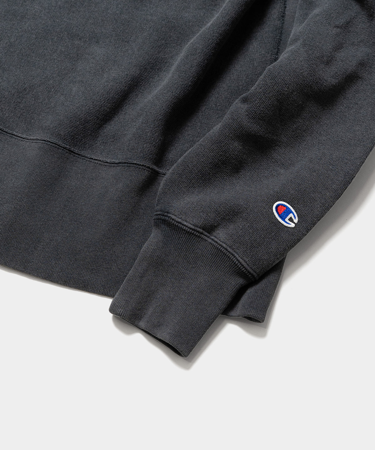 Champion REVERSE WEAVE® Vintage Wash Sweat